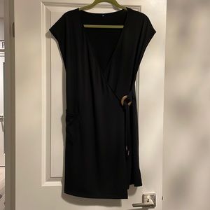 Ladies black jersey bathing suit cover up, sz medium